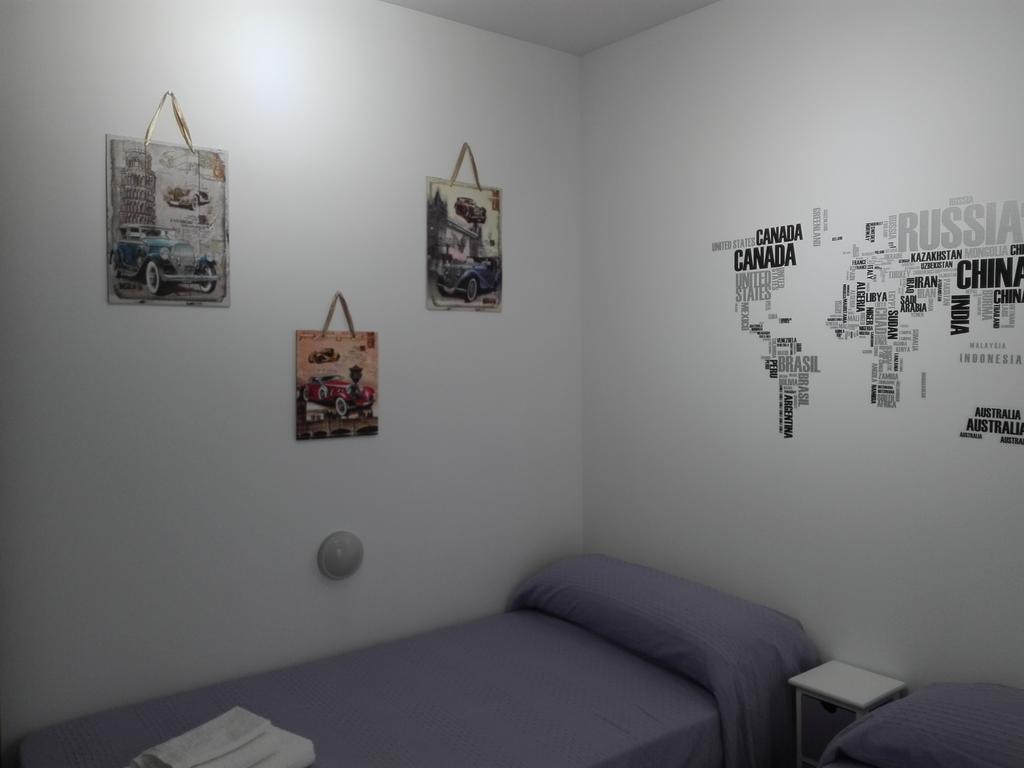 Pension Travesia Del Laurel Logroño Esterno foto