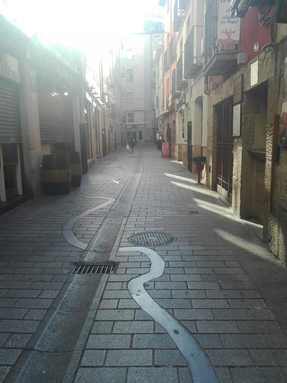Pension Travesia Del Laurel Logroño Esterno foto
